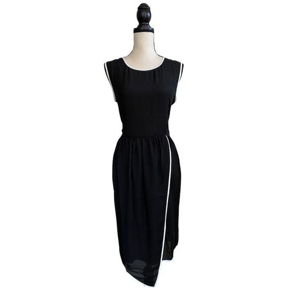 Gabriella Rocha Dresses & Skirts - Gabriella Rocha Contrast Trim Dress